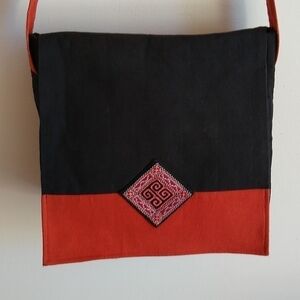 Canvas Messenger Bag